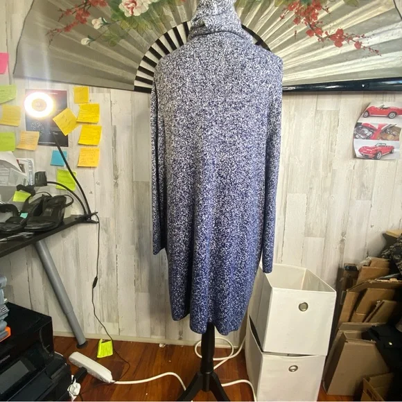 Chico’s Zenergy Sleeveless Blue/white Tunic with matching jacket - Picture 8 of 10